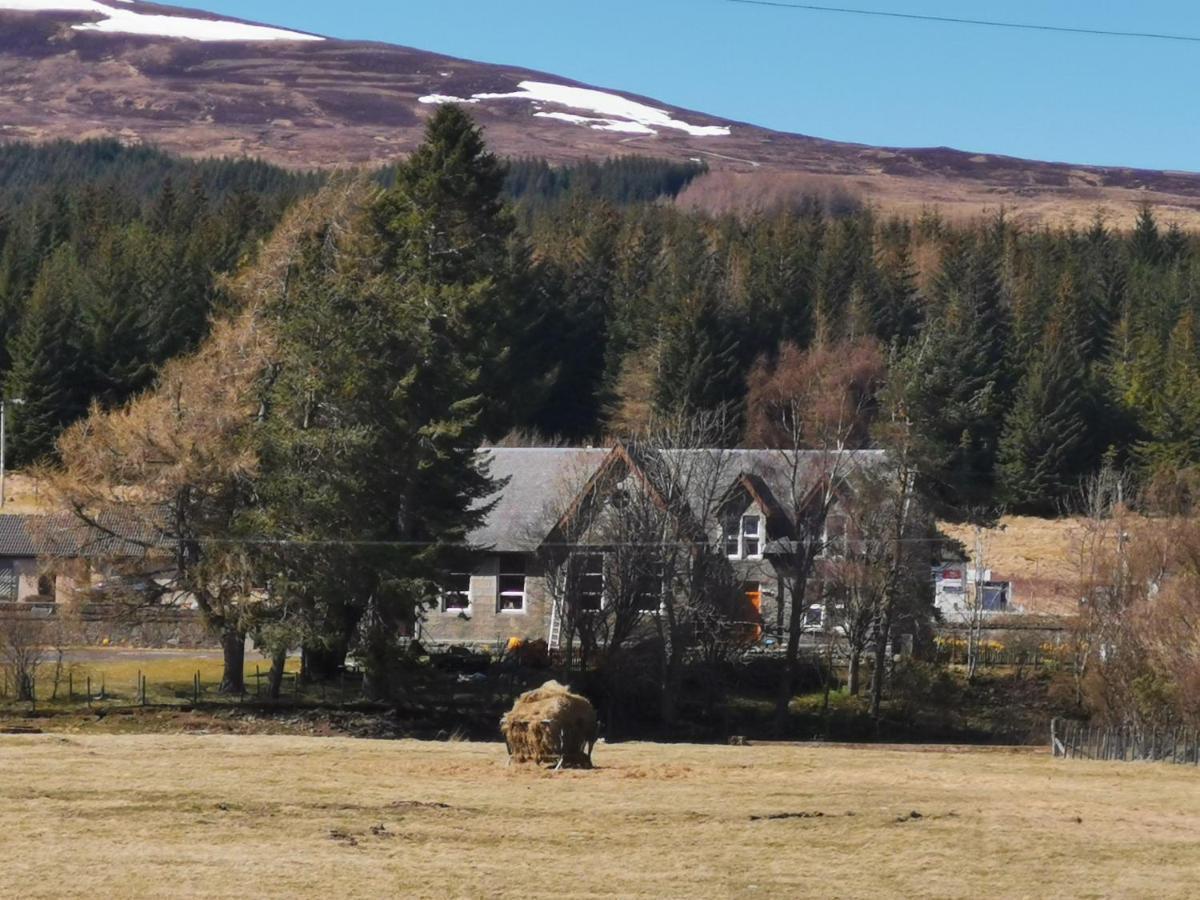 Dalwhinnie Old School Hostel Extérieur photo